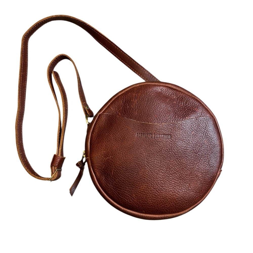 Portland Leather Goods Large Circle Crossbody Bag for Women Nutmeg - Picture 5 of 11